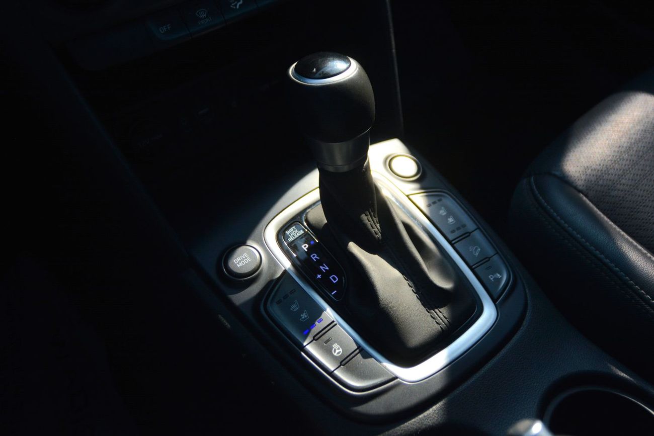 Hyundai Kona GLS Premium 1.6L