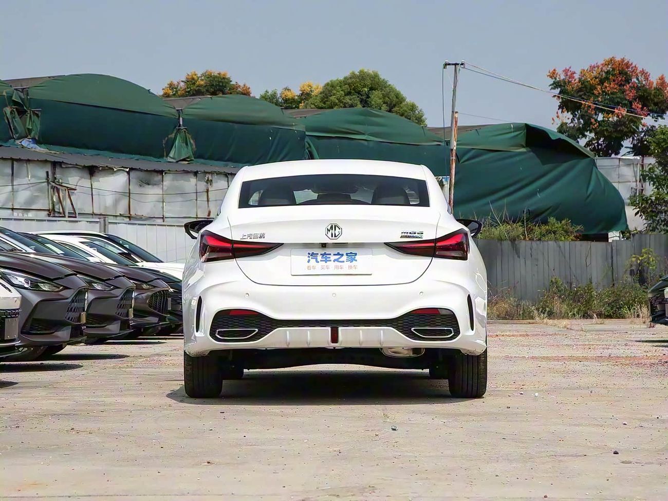 أم جي 5 MG5 2025 180DVVT Global Deluxe Edition - Automatic with Sunroof | Export price