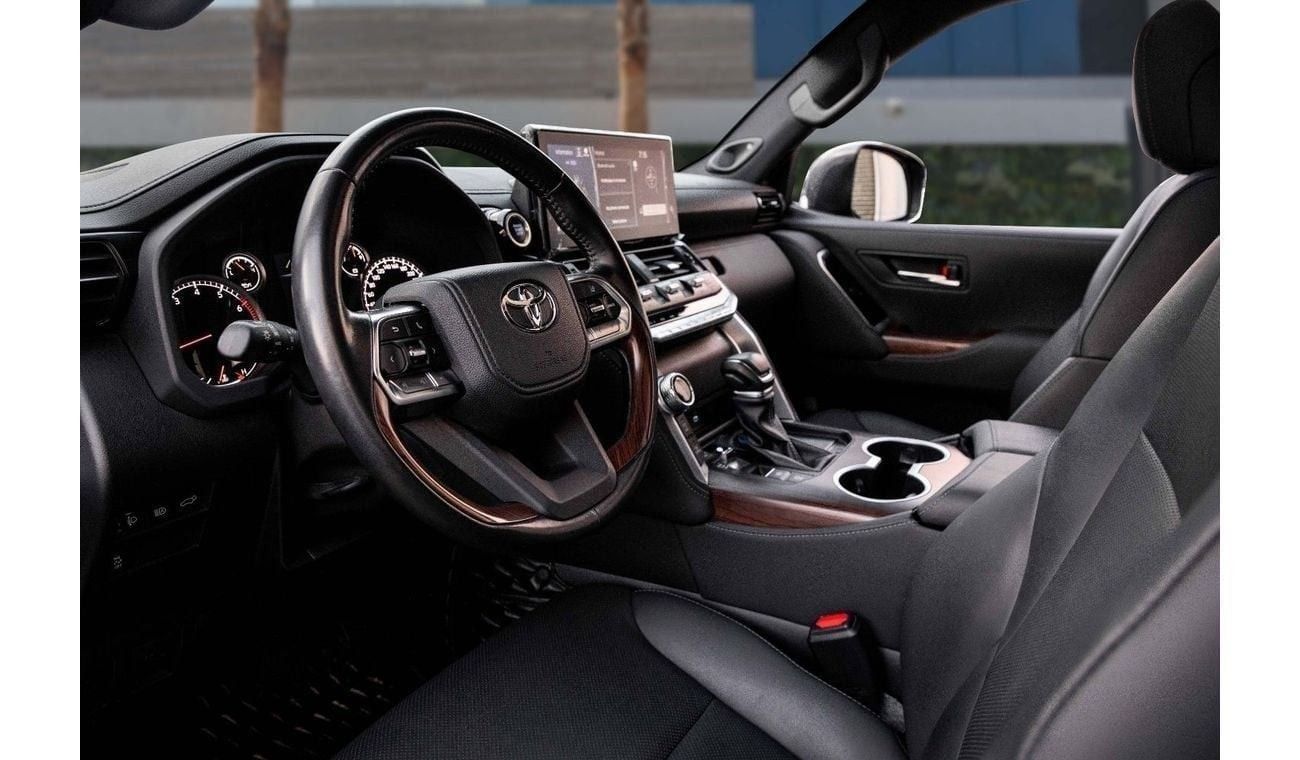 تويوتا لاند كروزر GXR Twin Turbo 3.5L | 5,483 P.M  | 0% Downpayment | Service & Warranty!