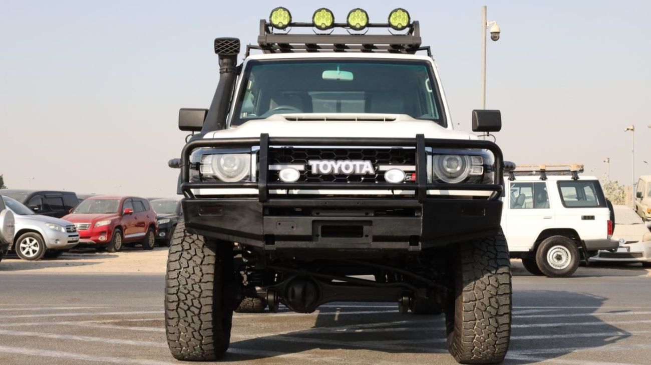 Toyota Land Cruiser Pick Up Double Cabin 4.5L 2014 TOYOTA LAND CRUISER DOULE CABIN