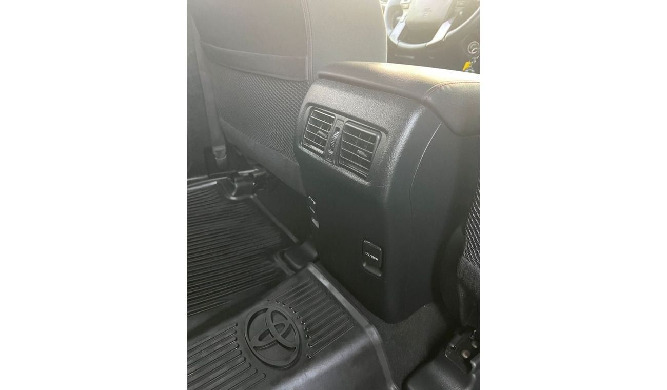 Toyota 4Runner 2019 TOYOTA 4RUNNER, TRD OFF ROAD - 4x4 - 4.0L V6 - Diff Lock and Crawl Control - 46600 Mileage