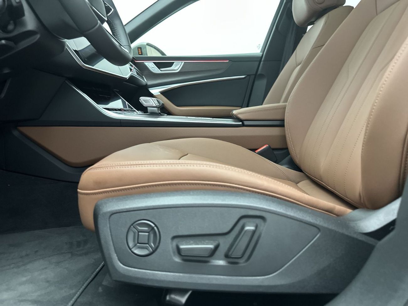 أودي A6 40 TFSI ADVANCED 40 TFSI (190 HP)