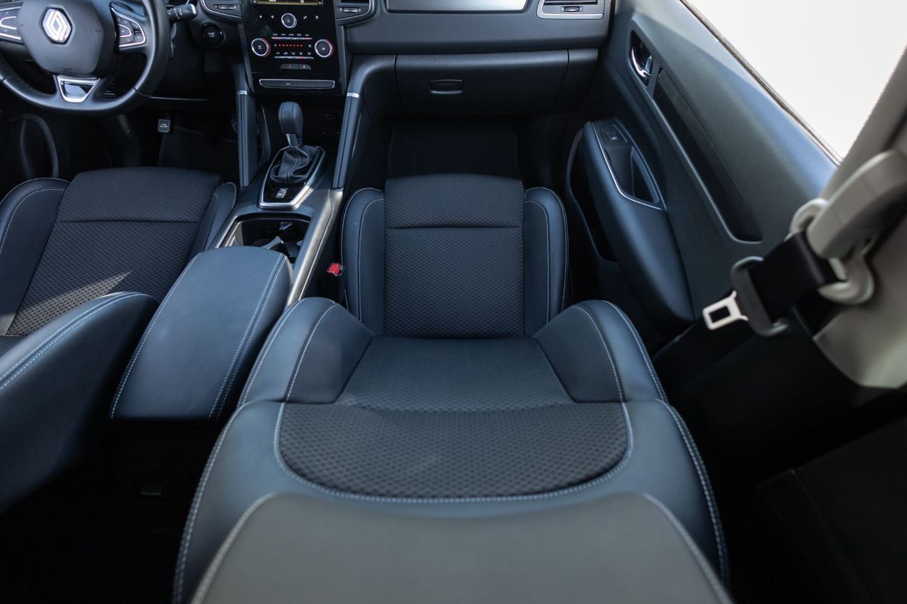 رينو كوليوس PE 2.5L FWD