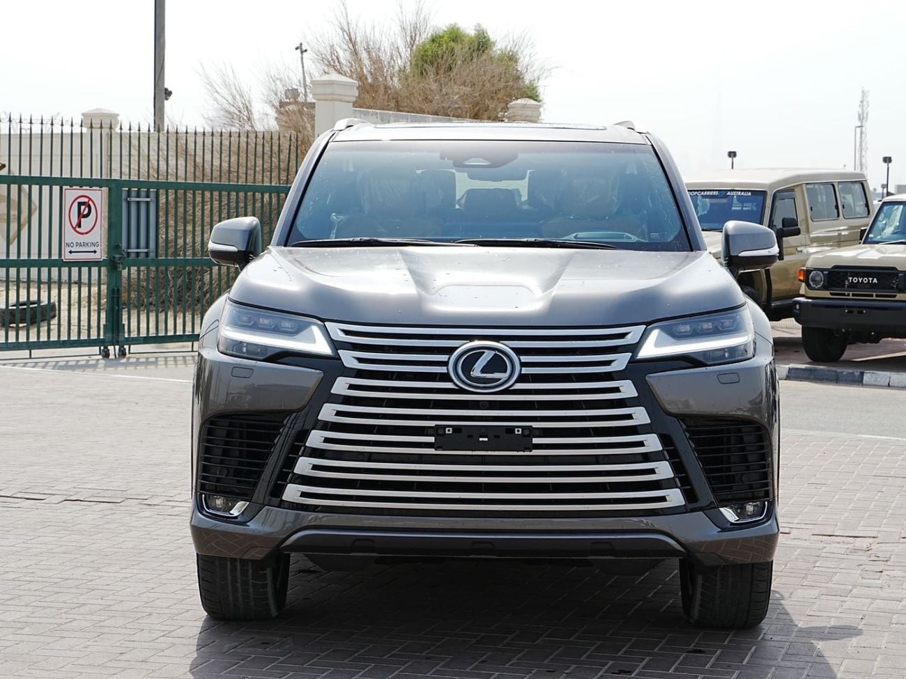 Lexus LX600 SIGNATURE LX600 3.5 TT signature 2026 GCC full 25 speaker