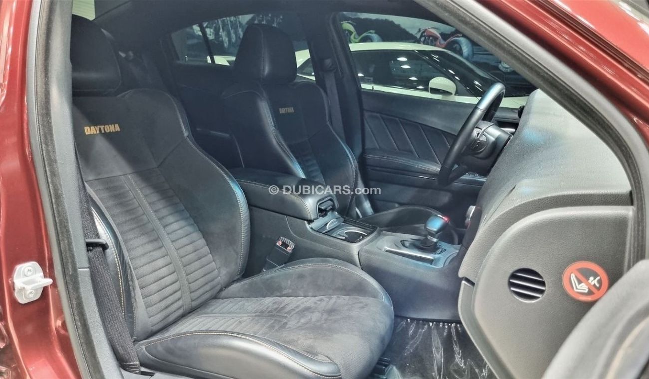 Dodge Charger DODGE CHARGER DAYTONA 6.4L 485HP IN BEAUTIFUL CONDITION FOR 139K AED