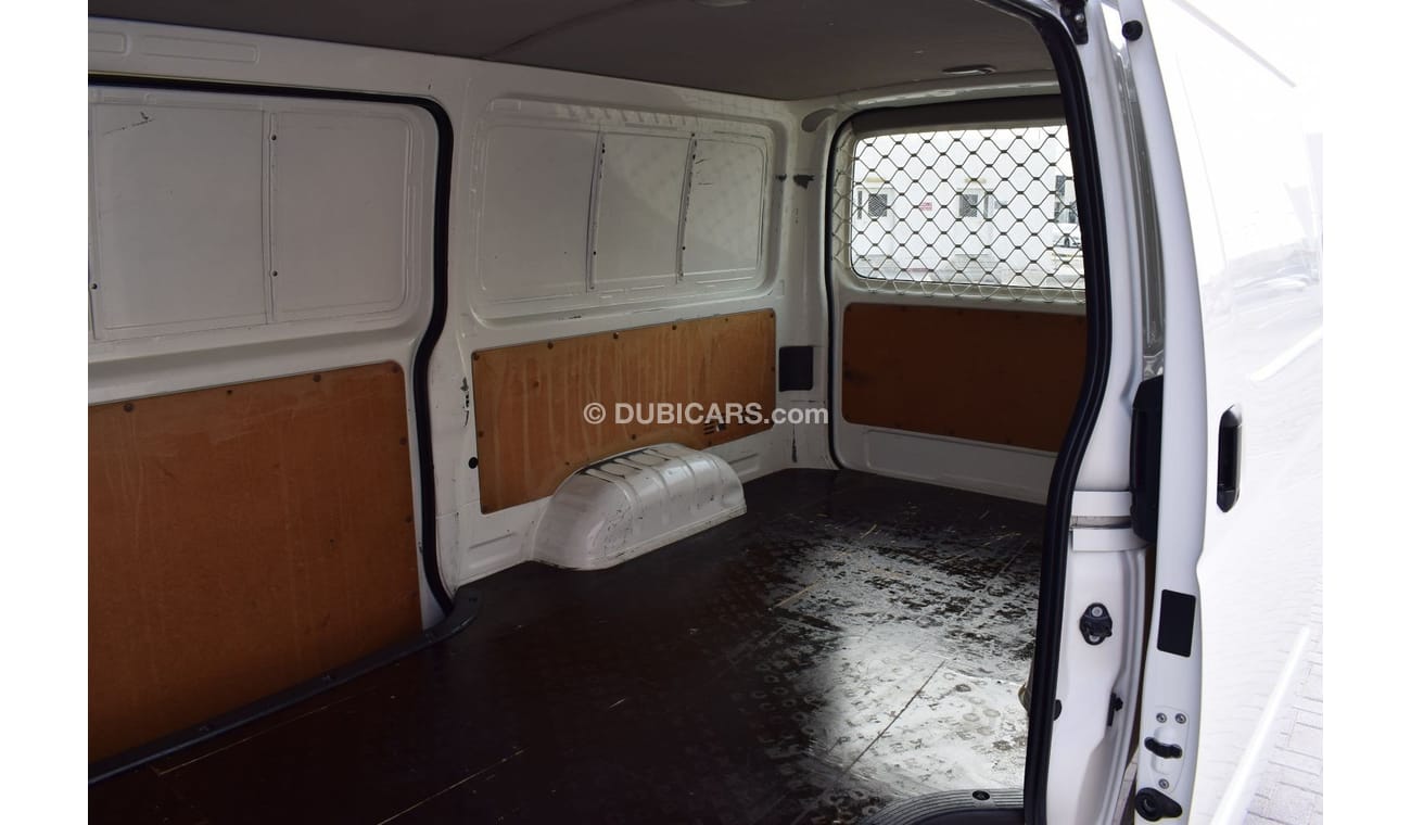 Toyota Hiace GL - Standard Roof Toyota Hiace std roof delivery van, model:2015. Excellent condition