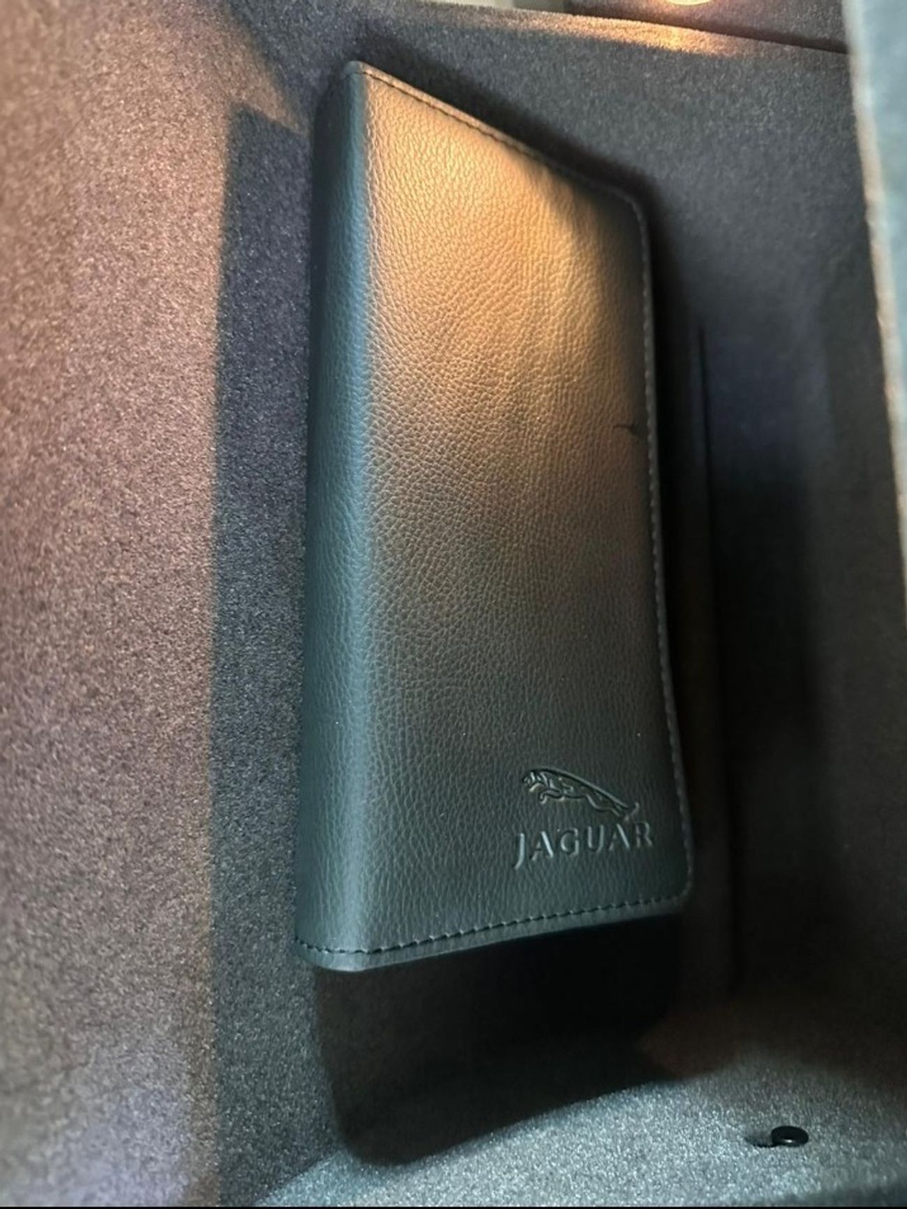 Jaguar XJ8 GCC Jaguar XJ8 Sovereign