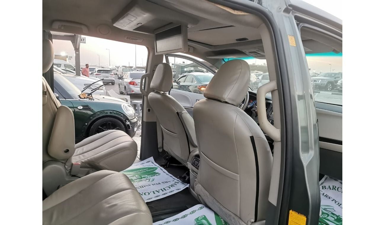 تويوتا سيينا In excellent condition and requires no expenses