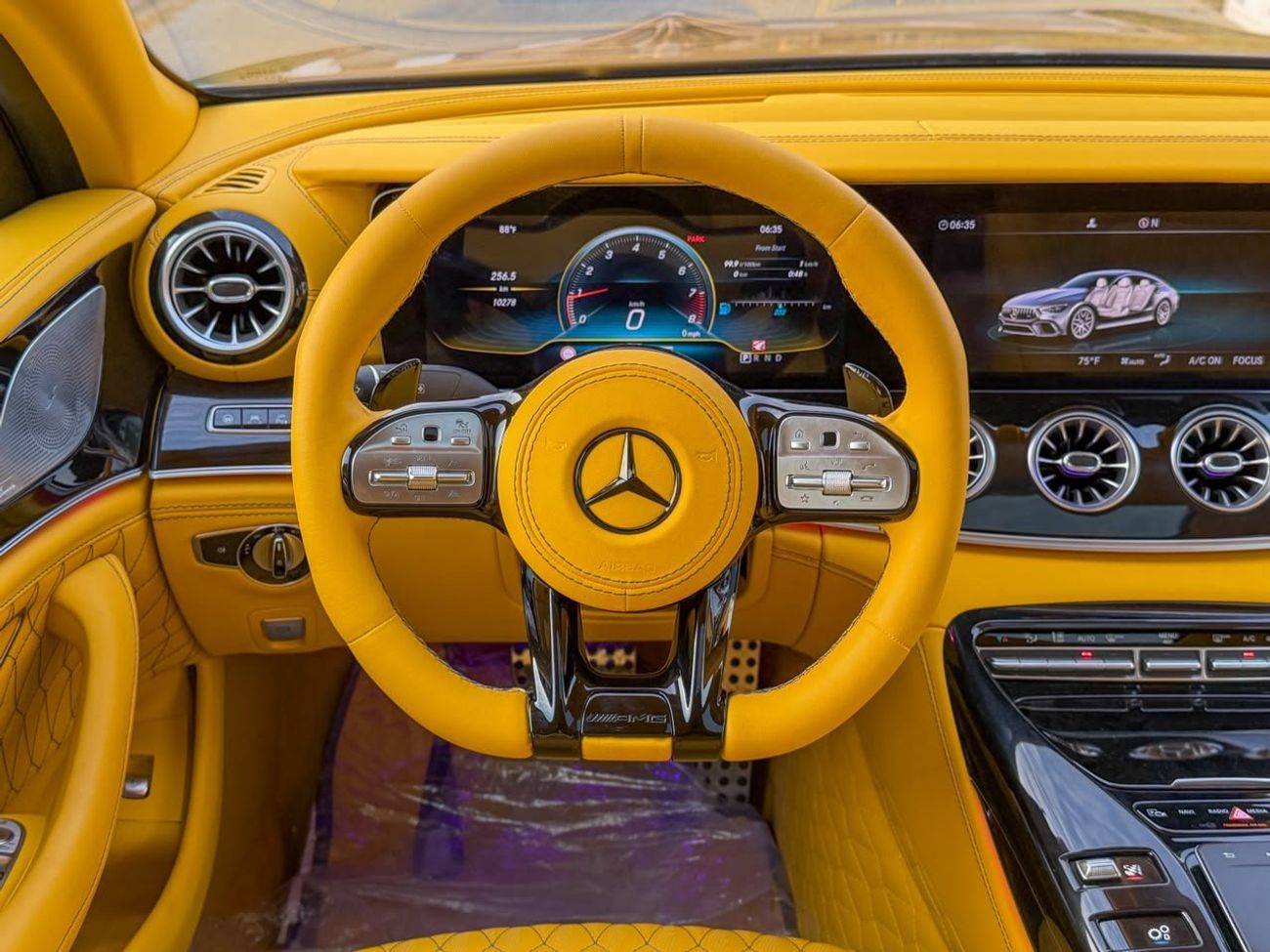 Mercedes Benz AMG GT 63-S