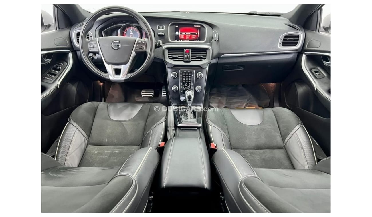 Volvo V40 R Design R Design R Design 2019 Volvo V 40 R-Design, Full Service History-Warranty-GCC.