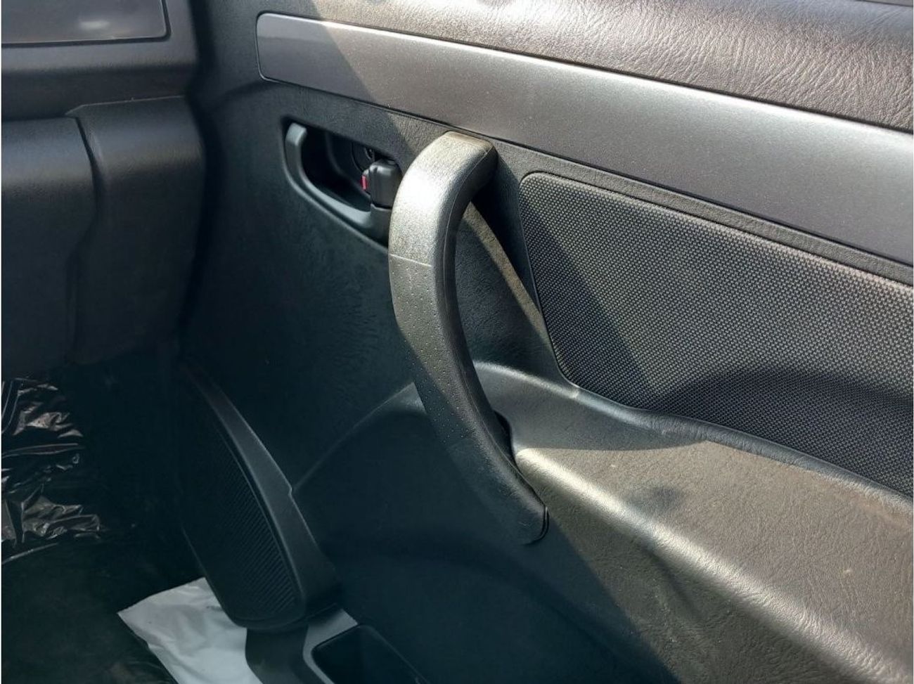 Mahindra Pik Up 2.2L DIESEL S6 4X4 MANUAL TRANSMISSION DOUBLE CABIN PICKUP(FOR EXPORT)