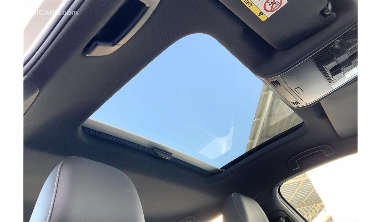 Volkswagen Golf R - Leather w/sunroof