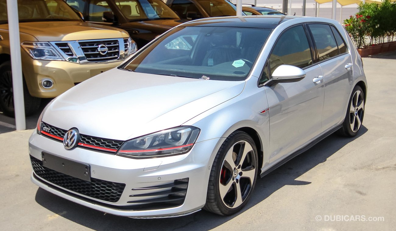 Volkswagen Golf GTI