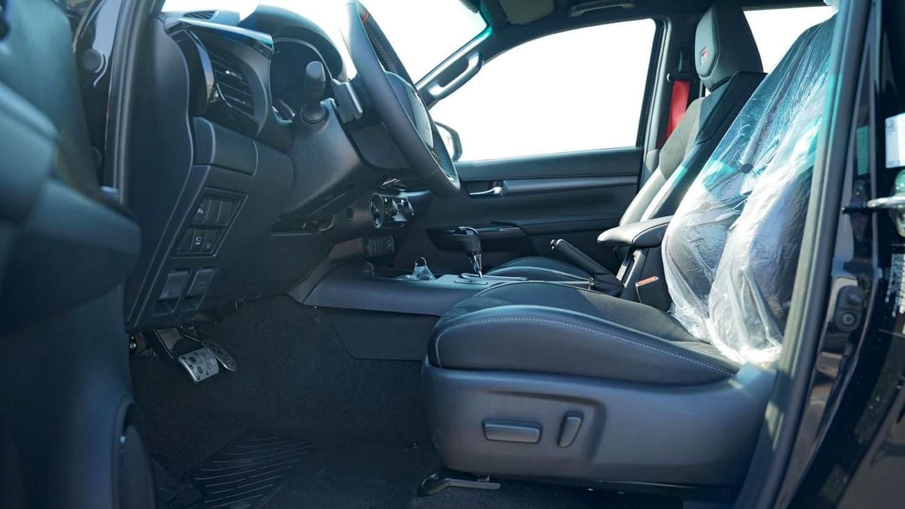 Toyota Hilux 4.0 GR-S AT 4WD  2026 MODEL