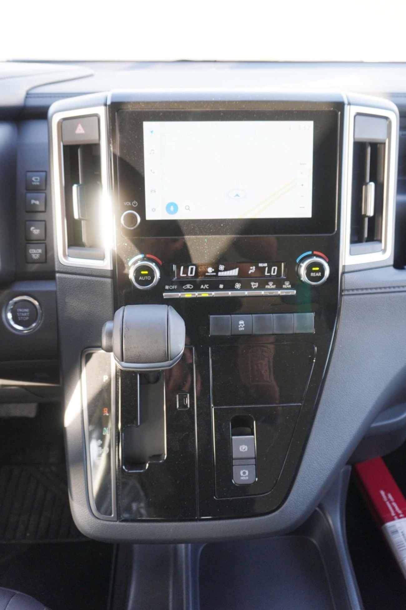 تويوتا جرافينا PREMIUM , RWD, PETROL - 2026