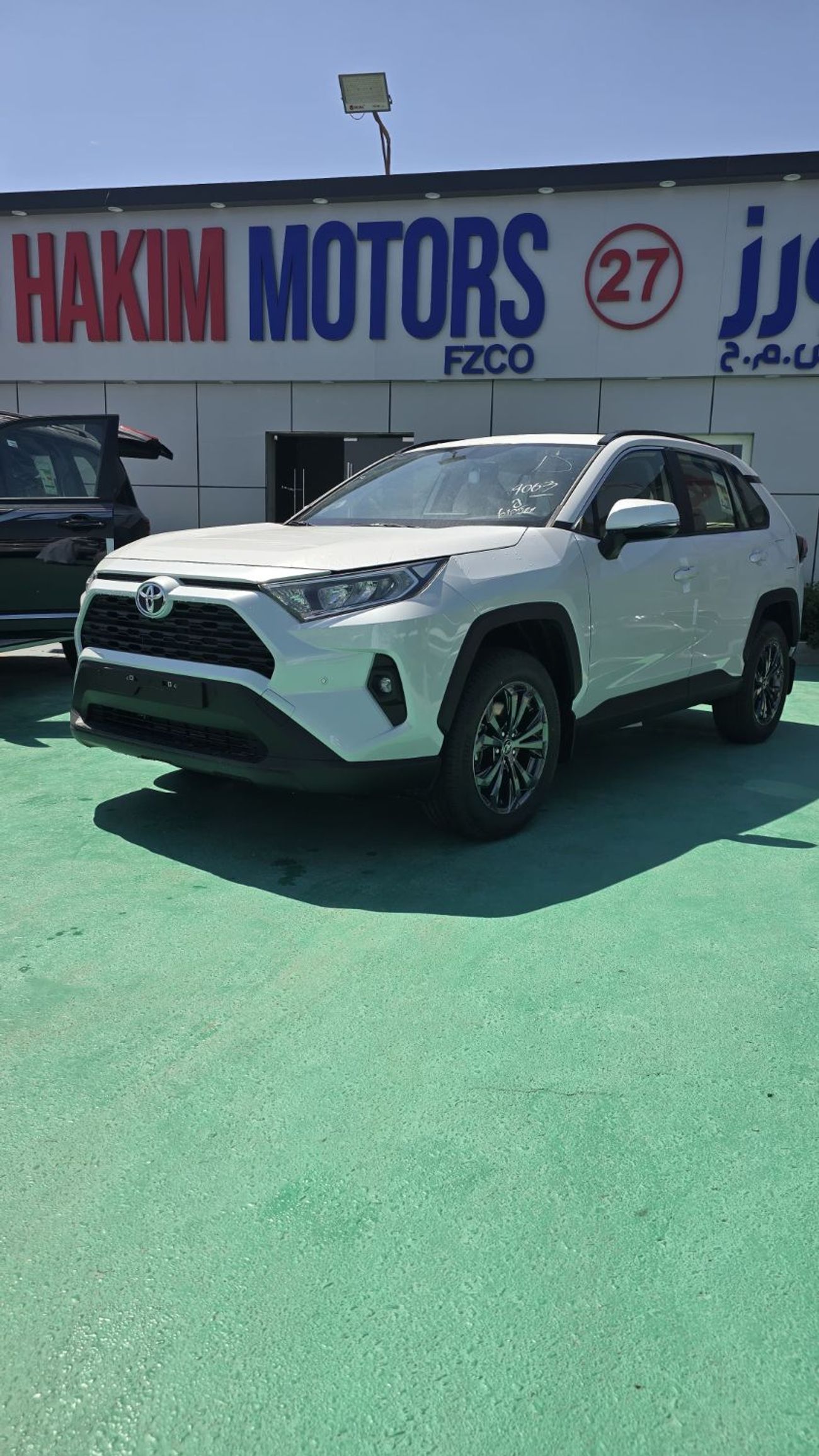 تويوتا راف ٤ 2.5L (2WD) EX