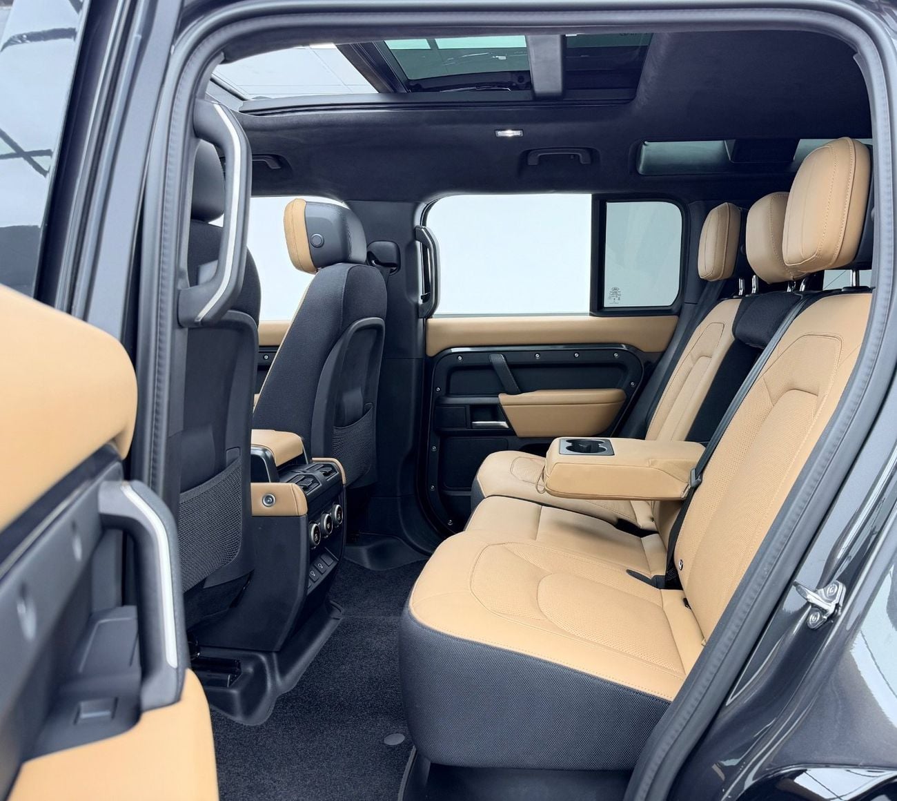 Land Rover Defender 110