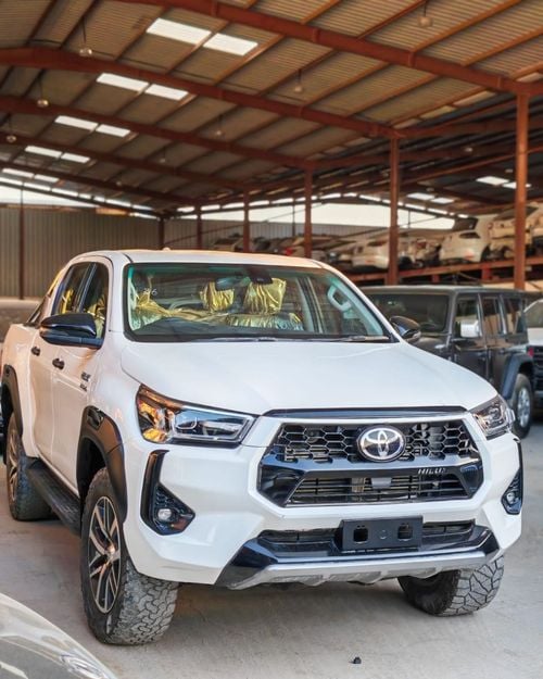 تويوتا هيلوكس ADV 2.8L