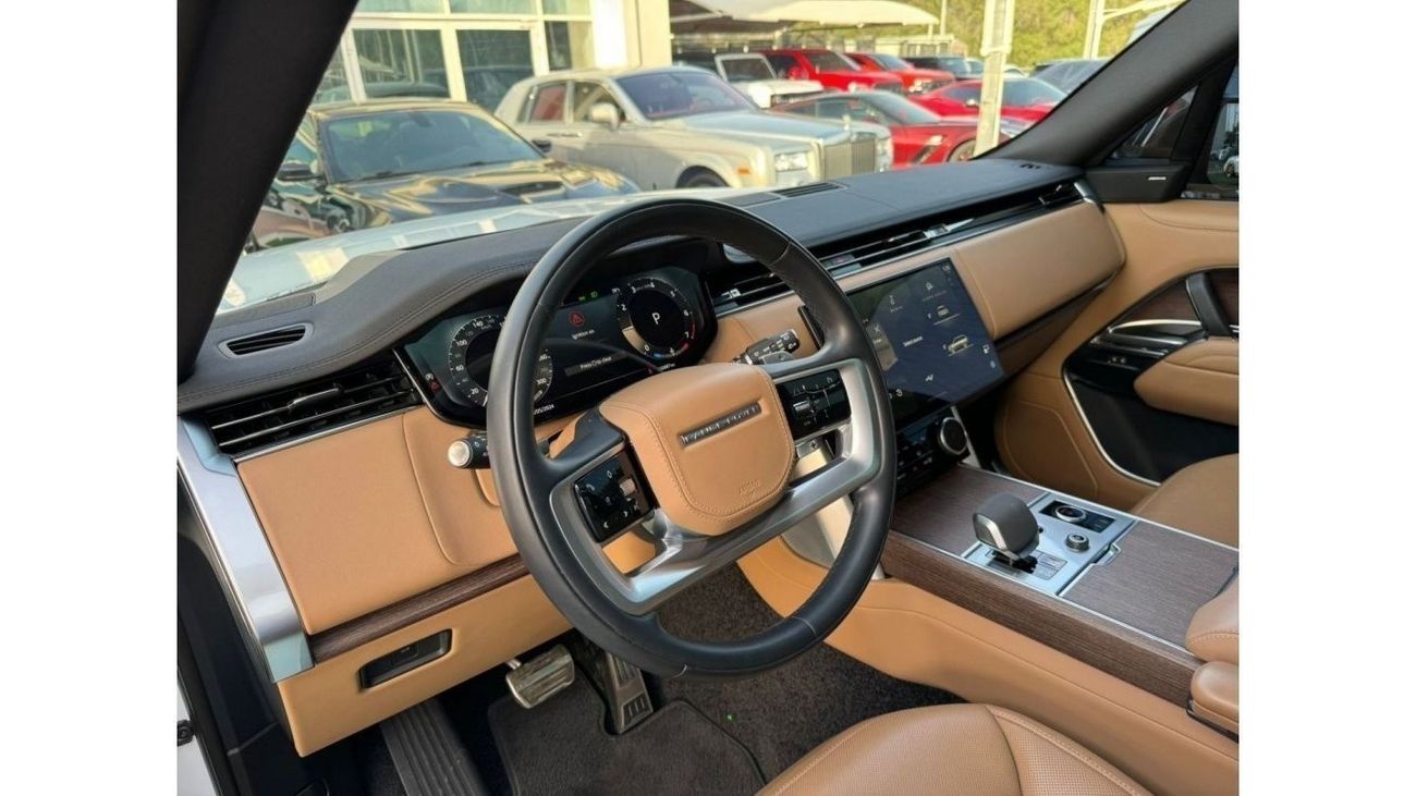 Land Rover Range Rover RANGE ROVER VOGUE P400 GCC 2023 FULL OPTION V6  UNDER WARRANTY