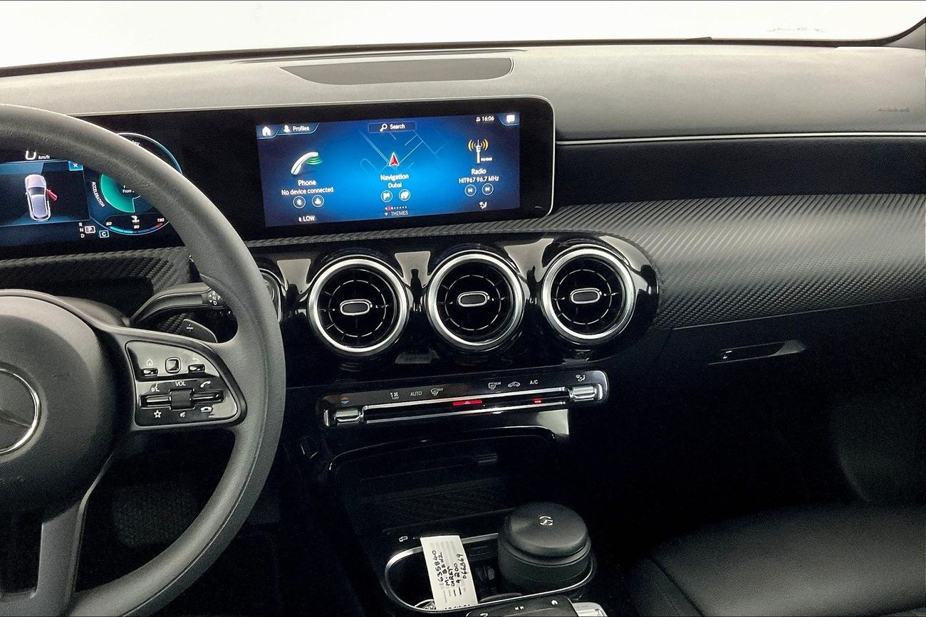 Mercedes Benz A200 Premium