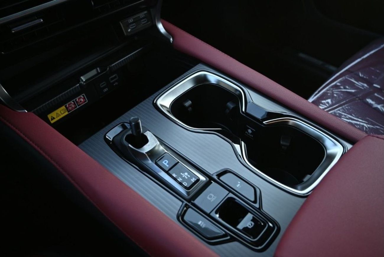 Lexus RX 500h Lexus RX500h F-Sport 2.4L, In-line 4-cylinder Turbo Hybrid, AWD, CUV Model 2024, Color Black