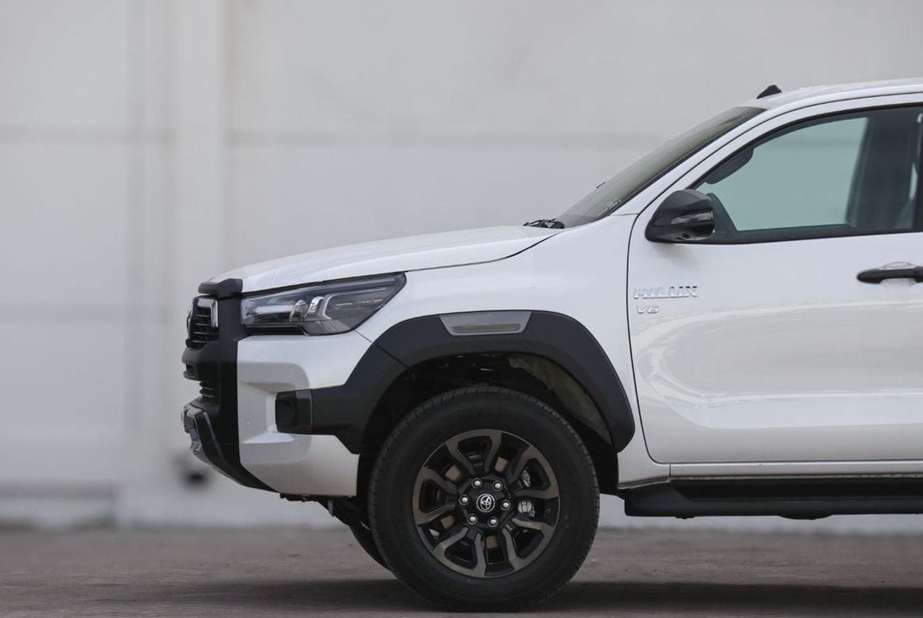 تويوتا هيلوكس Toyota Hilux Adventure 4.0 A/T Patrol