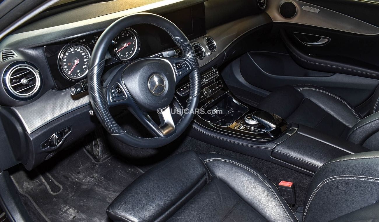 مرسيدس بنز E200