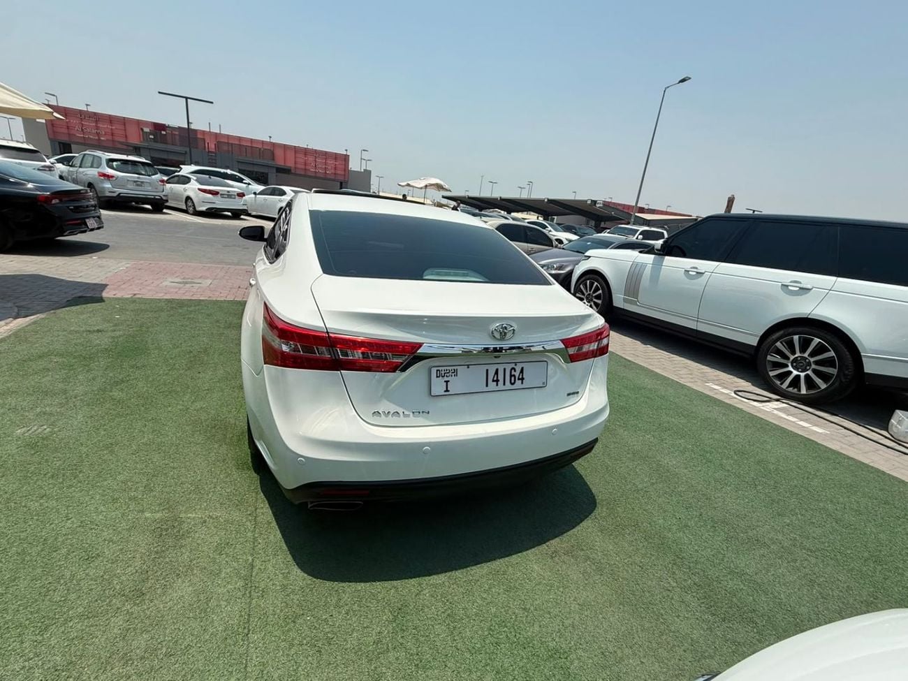 Toyota Avalon SE Full option, 6-cylinder