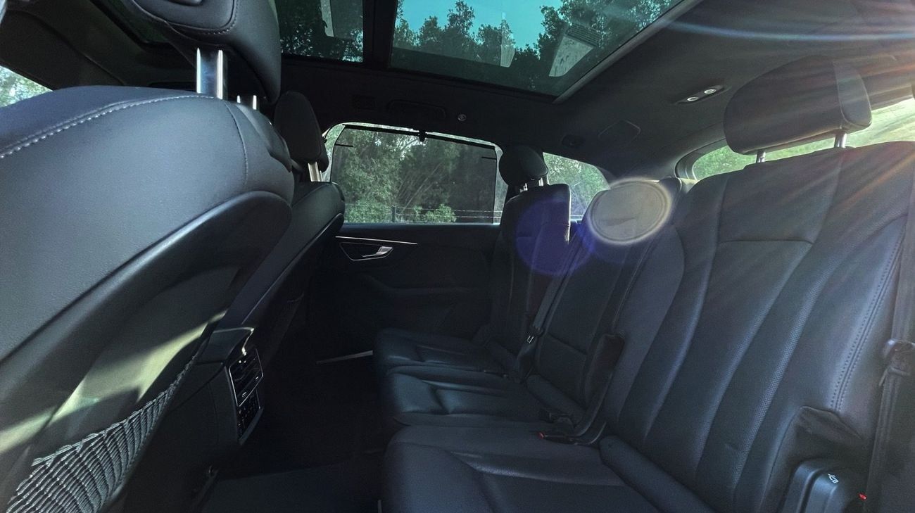 أودي Q7 45 TFSI quattro S Line 2.0L Complete Service History Available || Accident Free