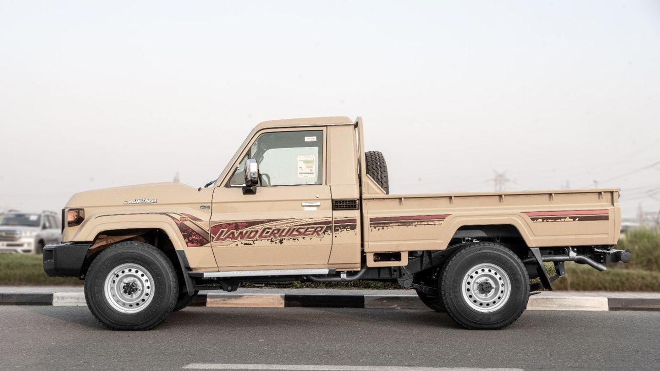 Toyota Land Cruiser Pick Up 2025 Toyota Land Cruiser LC79 4.0L MT Petrol Basic (Omani)