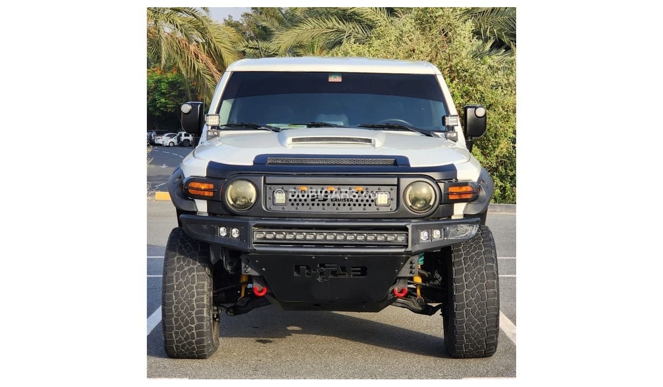 تويوتا إف جي كروزر GXR