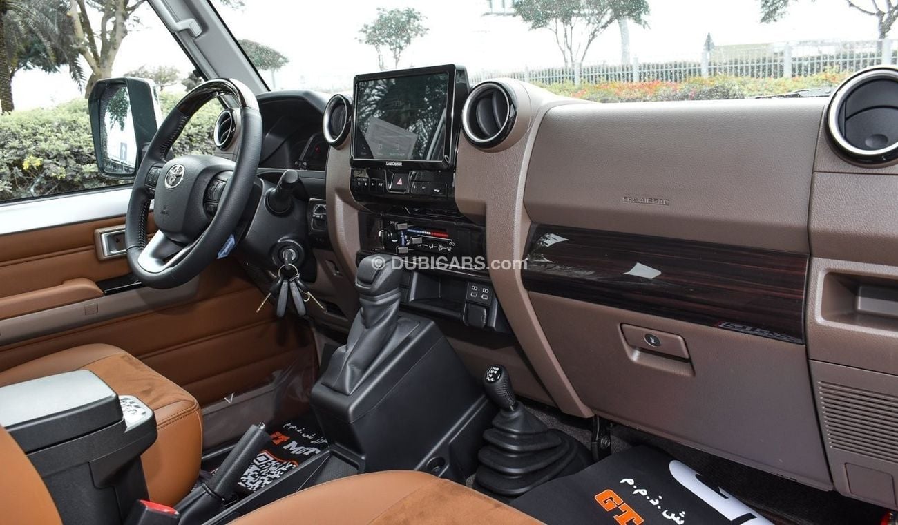 Toyota Land Cruiser 70 LC 71 4.0L V6 Petrol Auto transmission SILVER