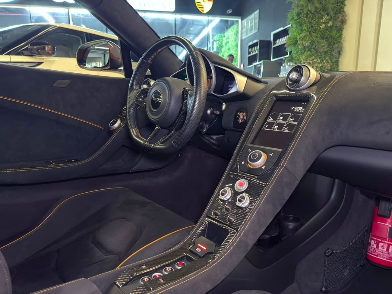 McLaren 650S 2016 McLaren 650S Coupe | GCC Specs | Low Mileage | Perfect Condition