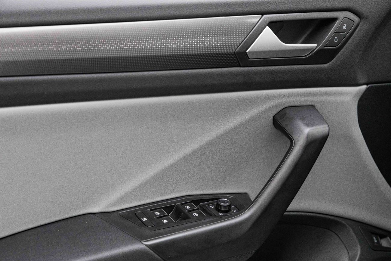 فولكس واجن T ROC 1,860 P.M  | 0% Downpayment | Volkwagen T-Roc R-Line Brand New!