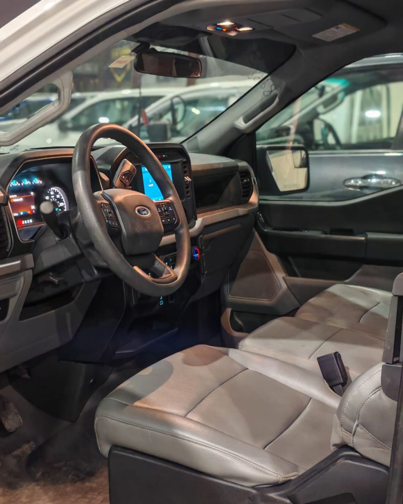 فورد F 150 XLT 3.5L (5 Seater)