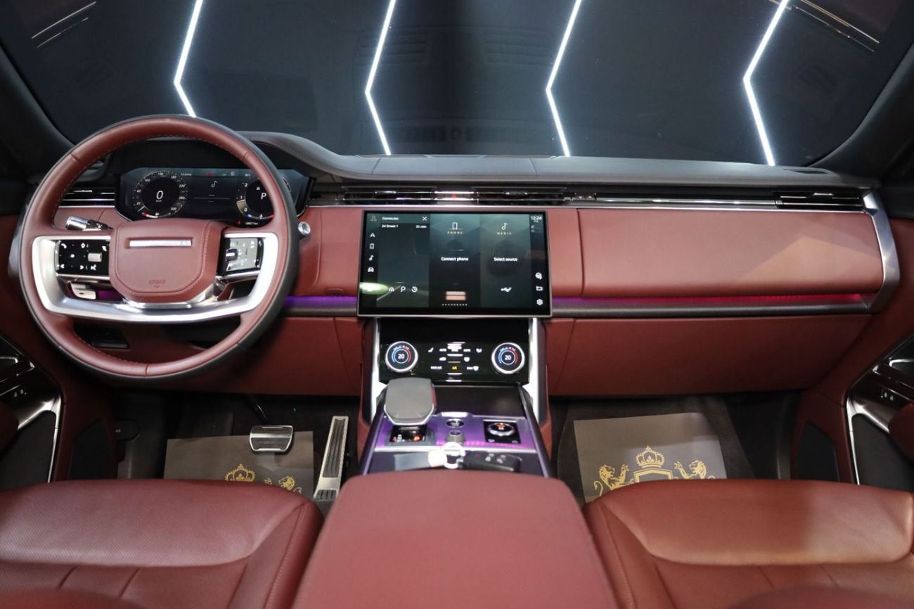 Land Rover Range Rover HSE P530 4.4L Vogue, Deployable Sidesteps, Panoramic Roof, Al Tayer Warranty + Service!!