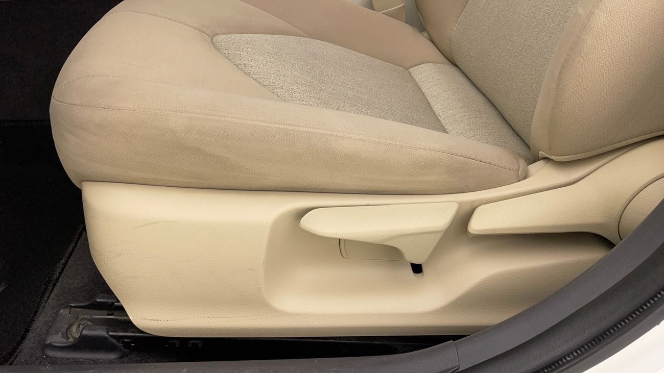 تويوتا كامري S 2.5 | بدون دفعة مقدمة | اختبار القيادة في المنزل