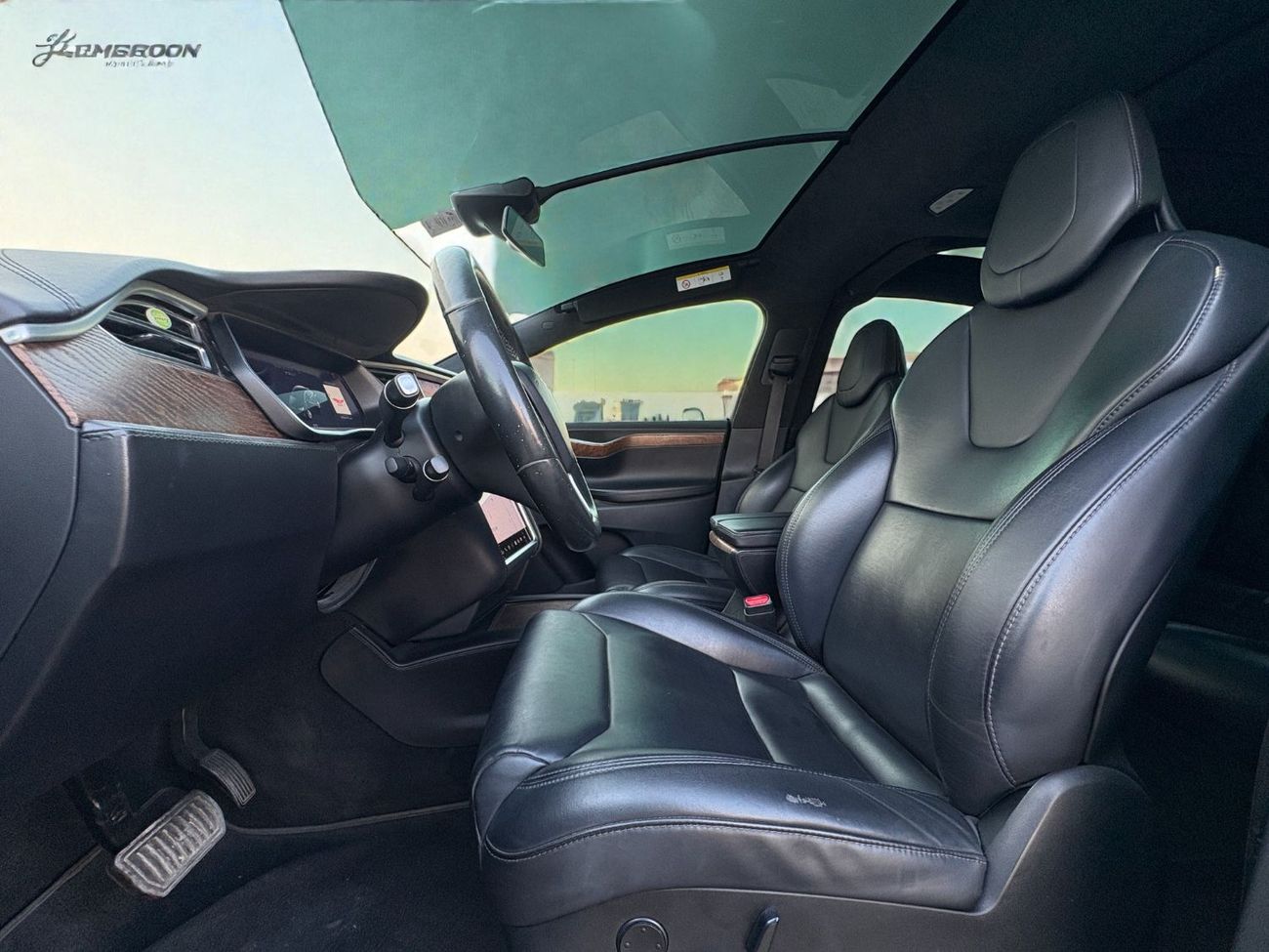 Tesla Model X Long Range (AWD) 75D | 2017 | GCC SPECS | AED 2,480 per month