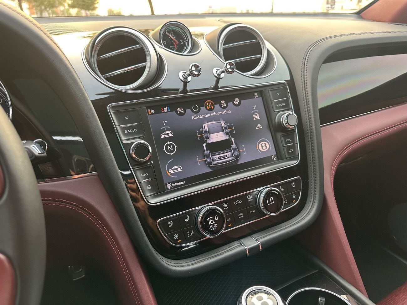 بنتلي بينتايجا Bentayga 4.0T