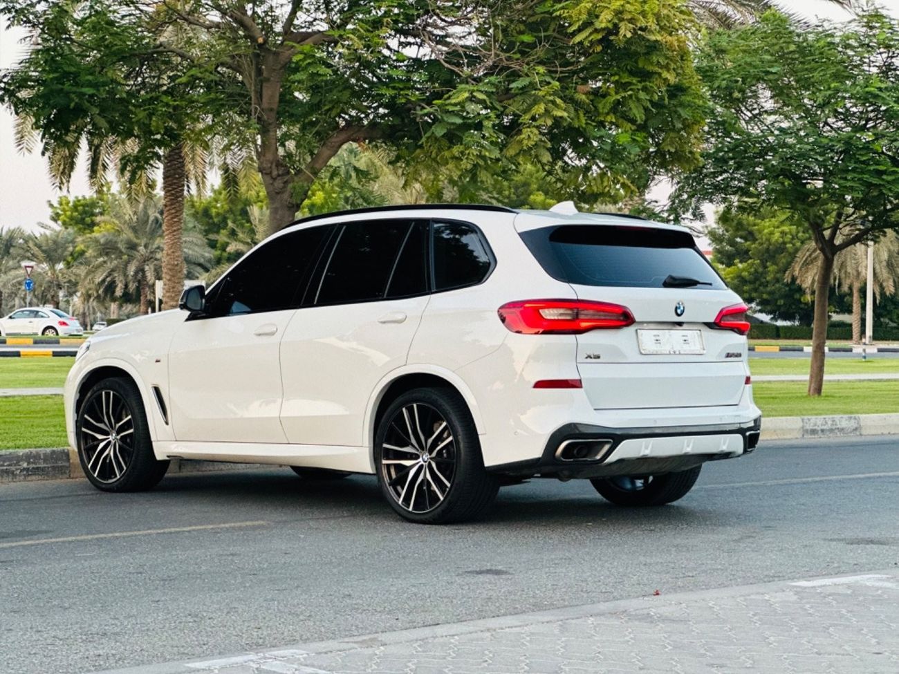 بي أم دبليو X5 50i M Sport 4.4L