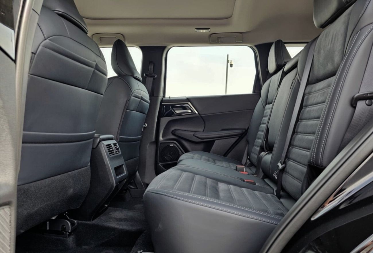 ميتسوبيشي آوتلاندر