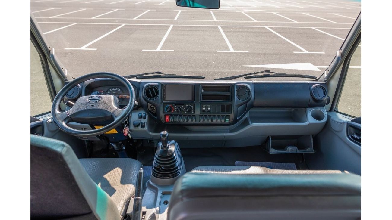 Hino 300 Series 614 2020 / Dual Cab 4.0L RWD / Diesel M/T with Rear AC / Like New Condition / GCC Specs