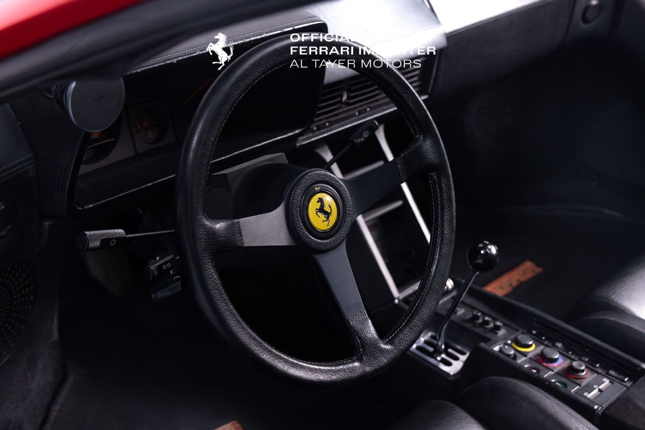 Ferrari Testarossa Drive the Legend: Classiche MY in Rosso Corsa