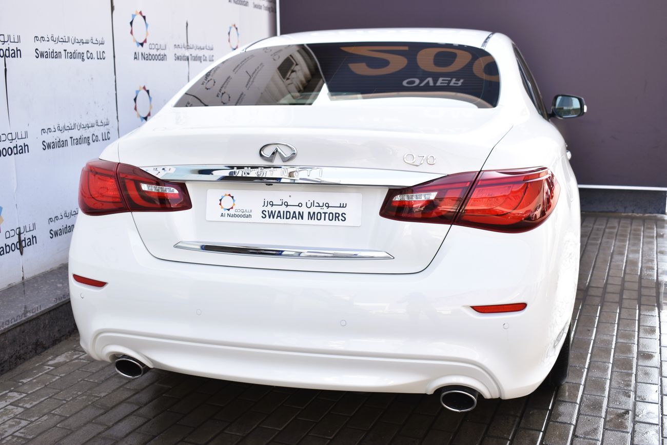 إنفينيتي Q70 AED 1359 PM | 3.7L EXCELLENCE GCC DEALER WARRANTY