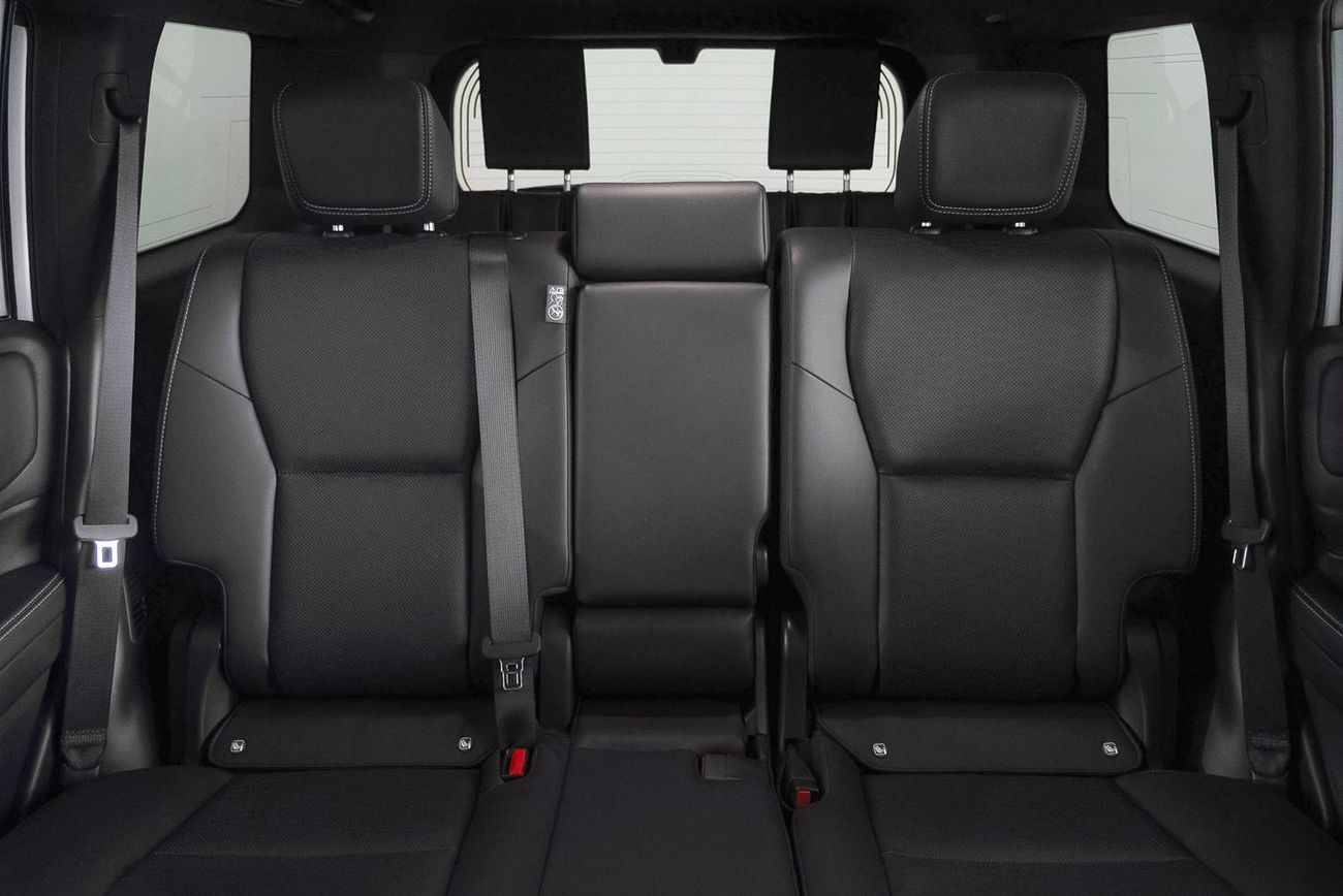 Toyota Prado Adventure Mono Tone 2.4T