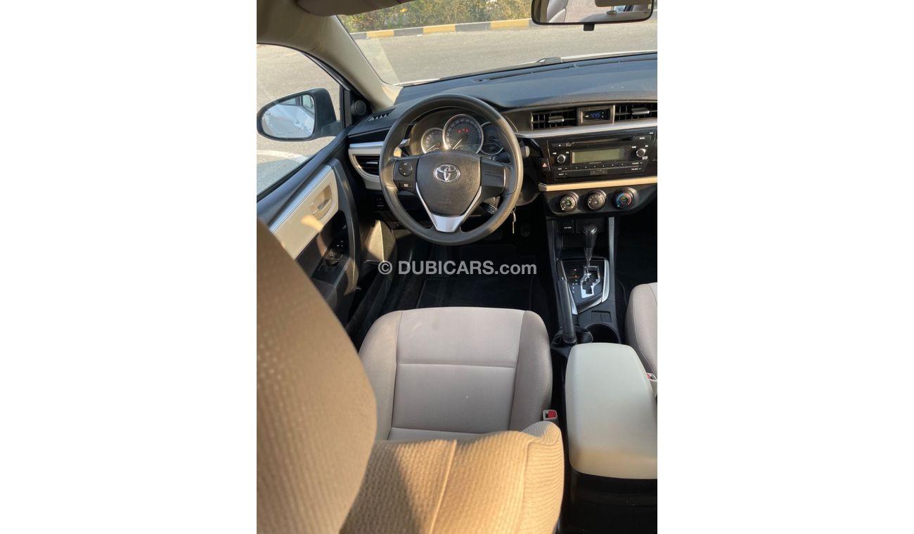 تويوتا كورولا Toyota Corolla  model 2015    ( GCC_ SPEC) VERY GOOD CONDITION