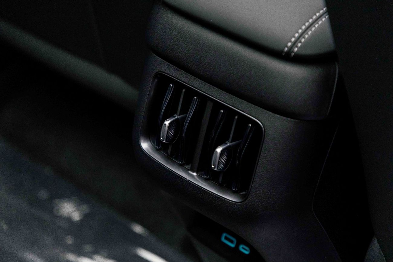 BYD Sealion 05 Flagship Intelligent - Sea White Inside Black Grey | Export Only