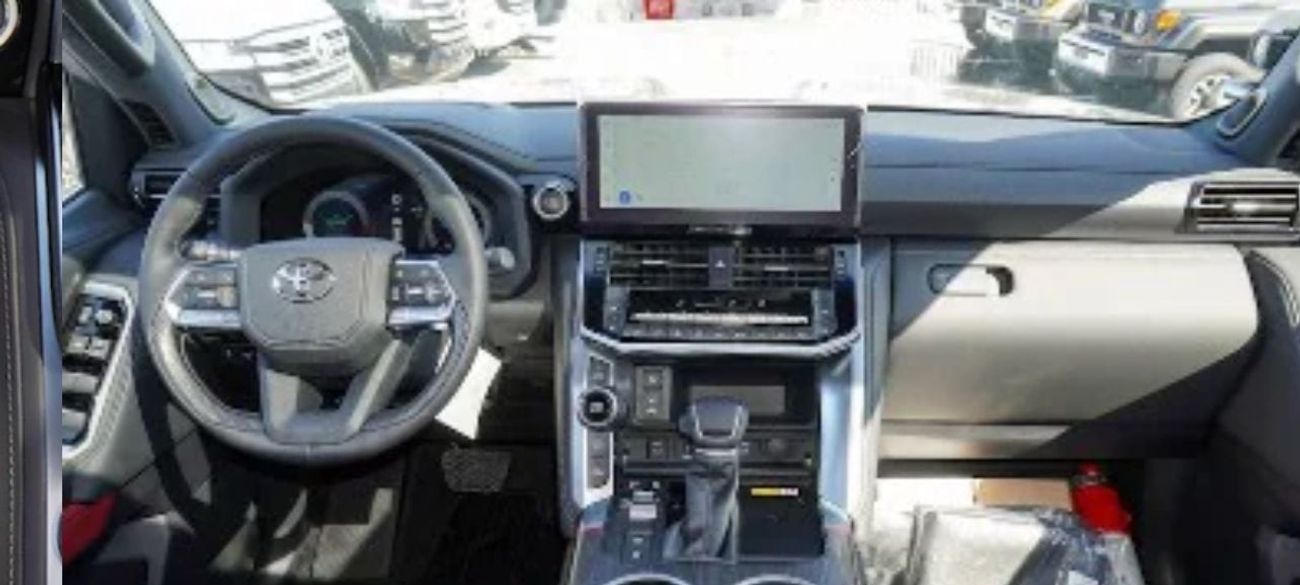 تويوتا لاند كروزر VX 3.5L Toyota LC300 VX+ Petrol 3.5L Twin Turbo