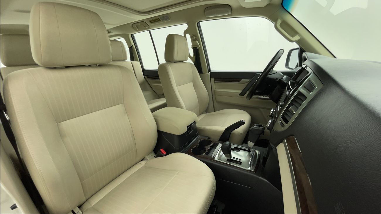 Mitsubishi Pajero GLS MIDLINE 3 | Zero Down Payment | Home Test Drive