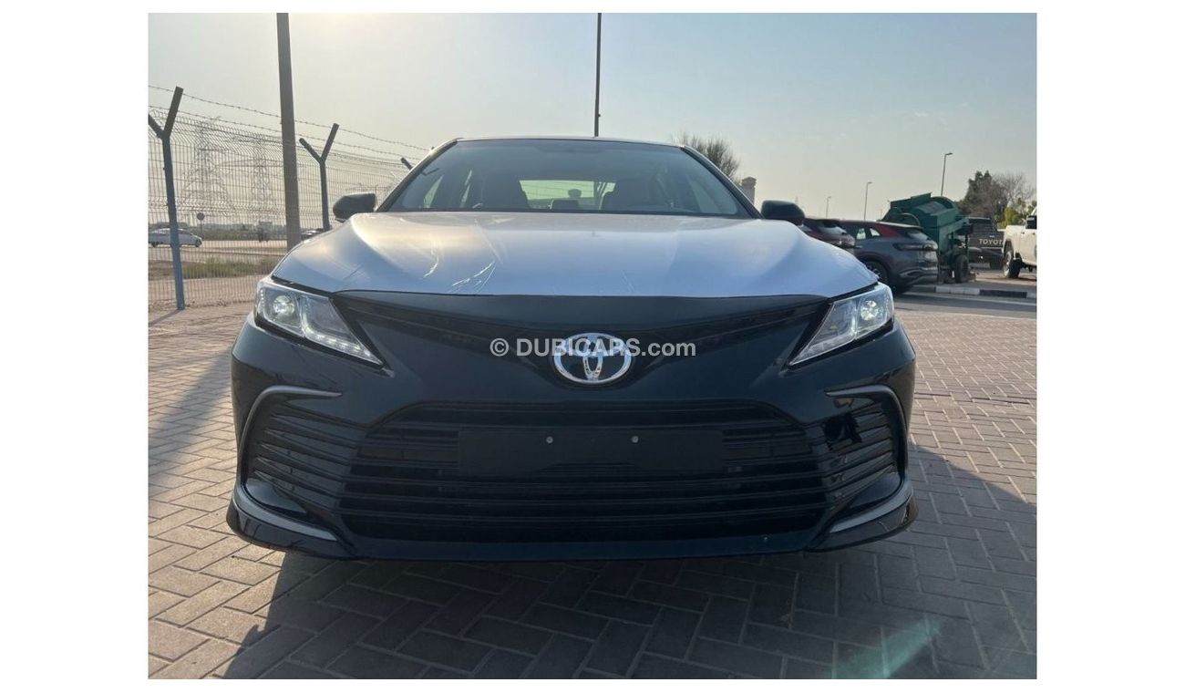 Toyota Camry LE (Without Sunroof) 2.5L Petrol A/T FWD